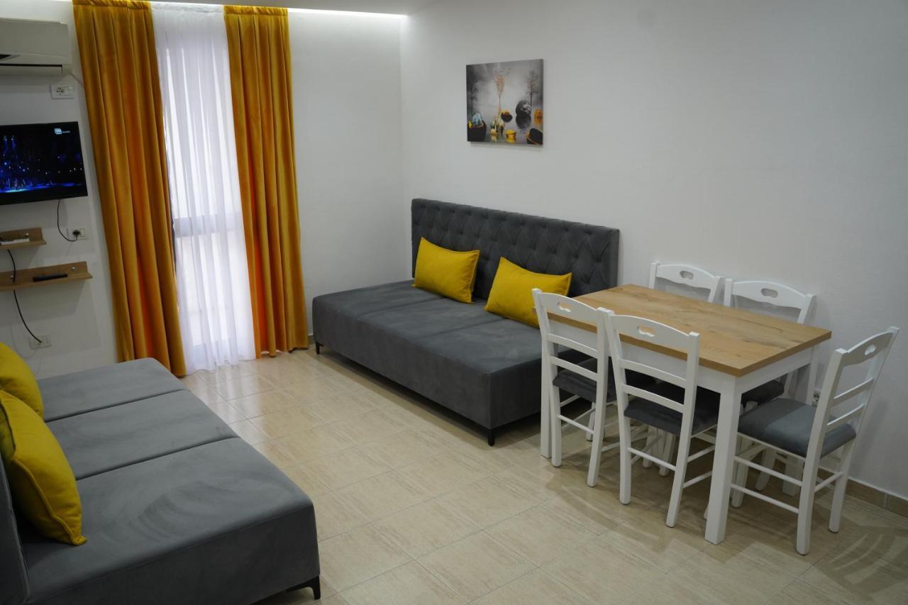 Apartments Costa Azzurra Velipoje Luaran gambar