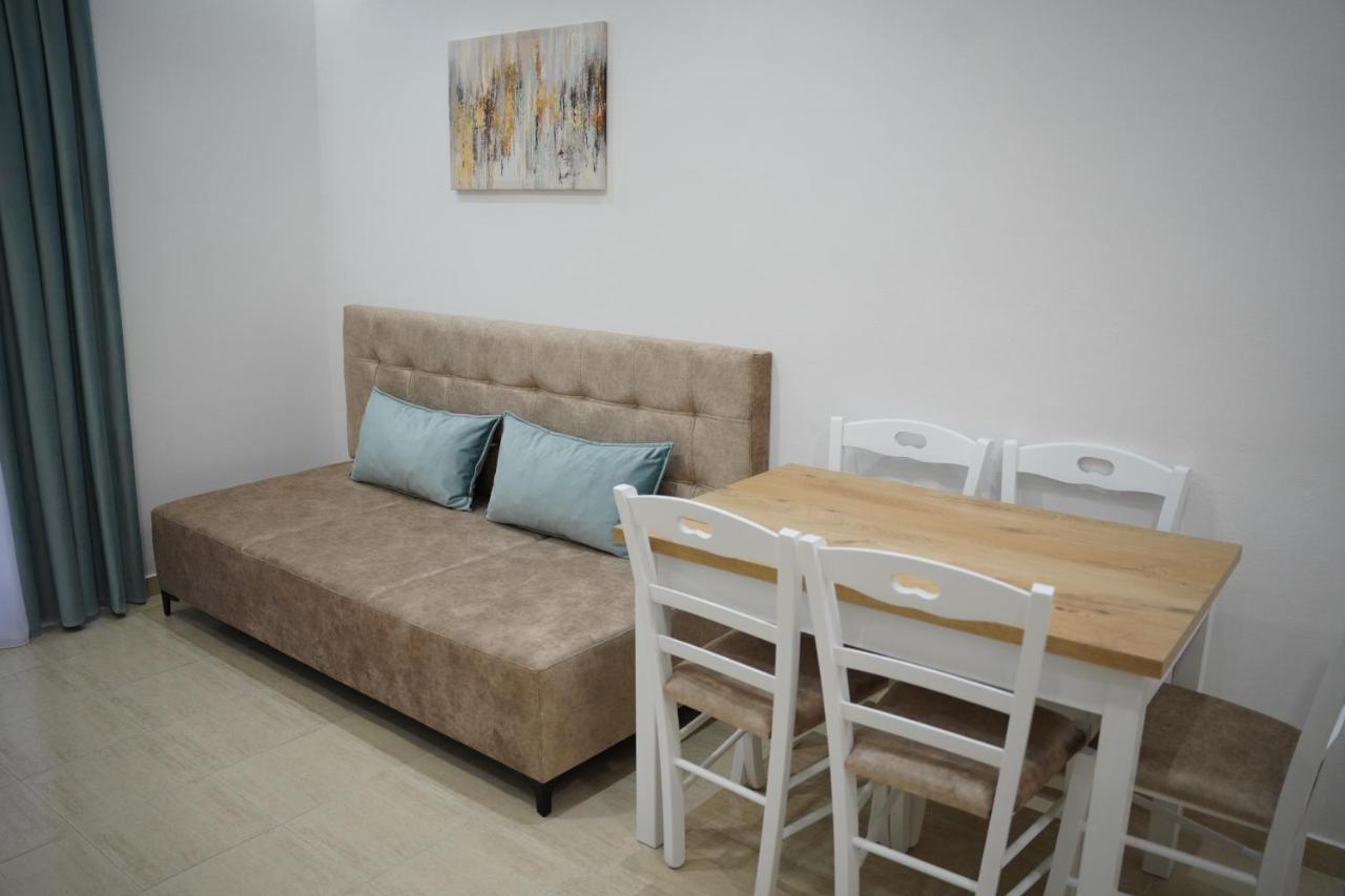 Apartments Costa Azzurra Velipoje Luaran gambar
