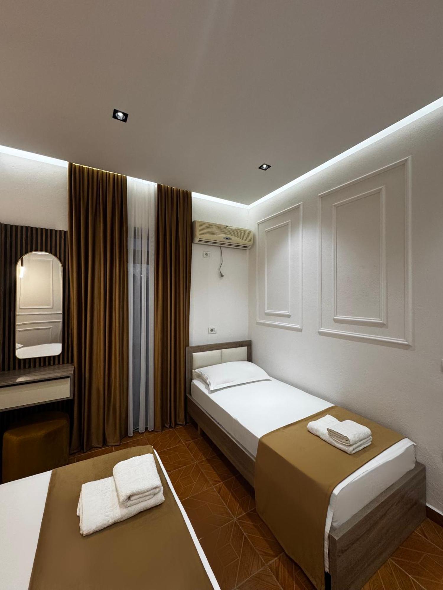 Apartments Costa Azzurra Velipoje Luaran gambar