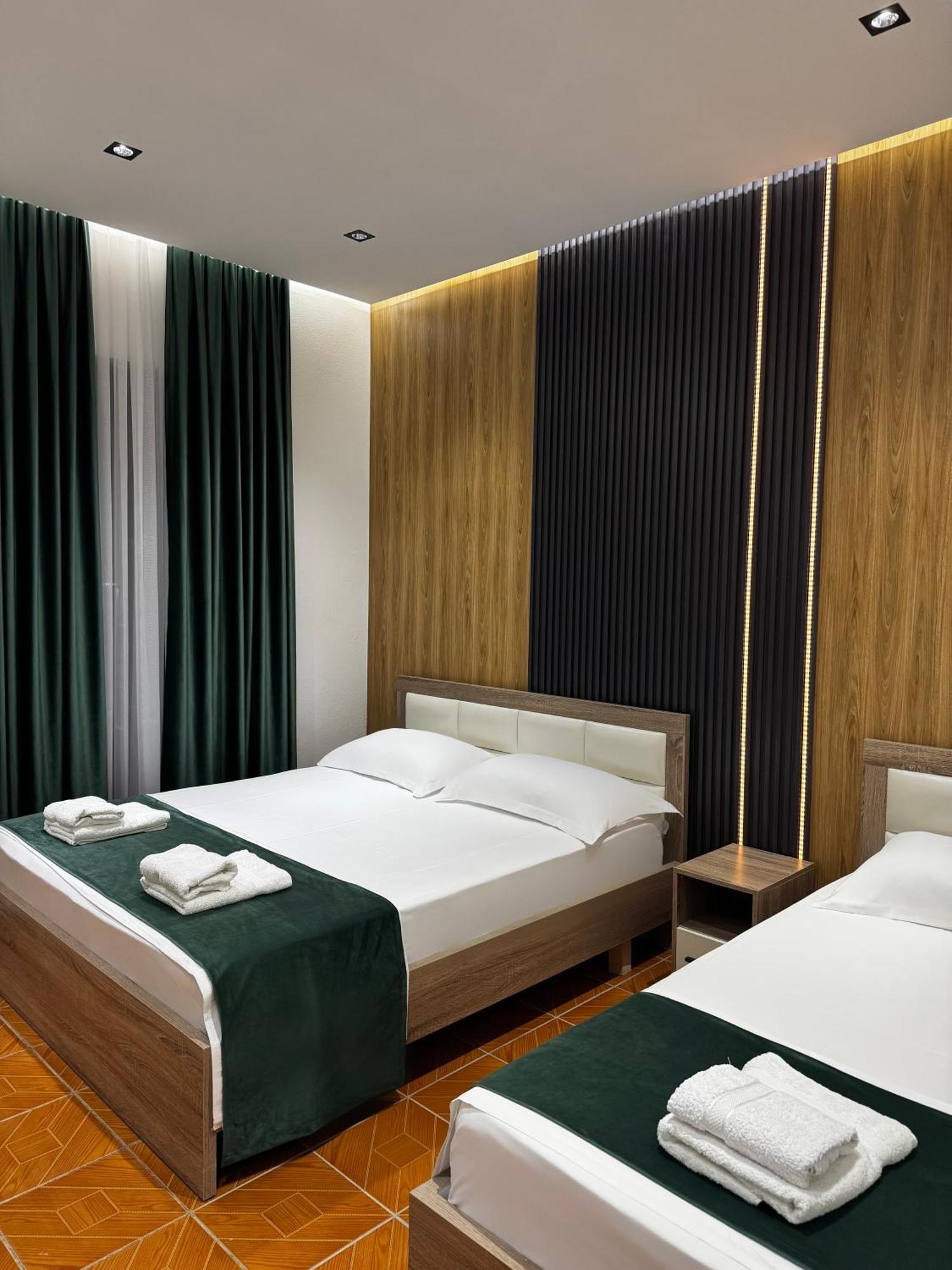 Apartments Costa Azzurra Velipoje Luaran gambar