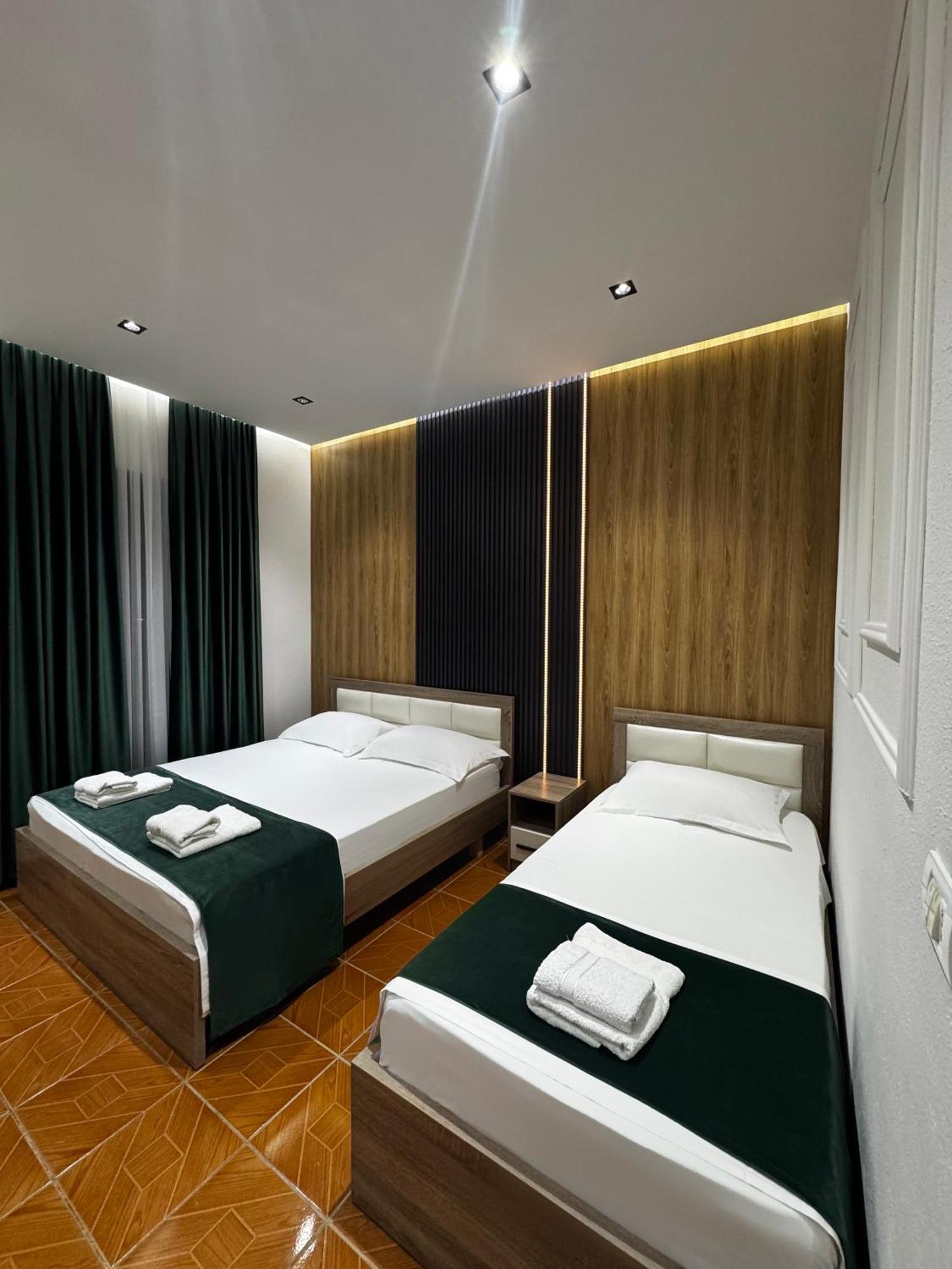 Apartments Costa Azzurra Velipoje Luaran gambar